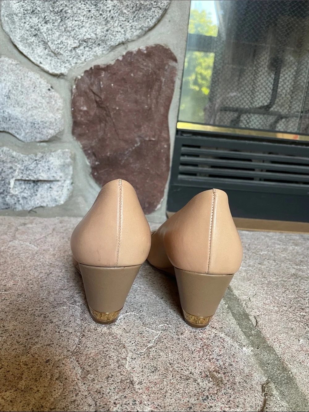 Tory Burch Women's Pointed Toe Leather Pumps in Nude